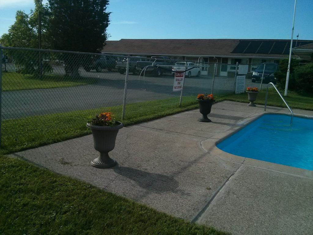 Port Motel Port Colborne Luaran gambar